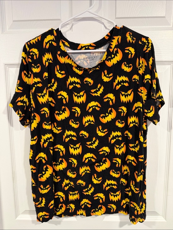 torrid Tops - Torrid Super Soft Halloween Pumpkin Print Tee - Black & Orange